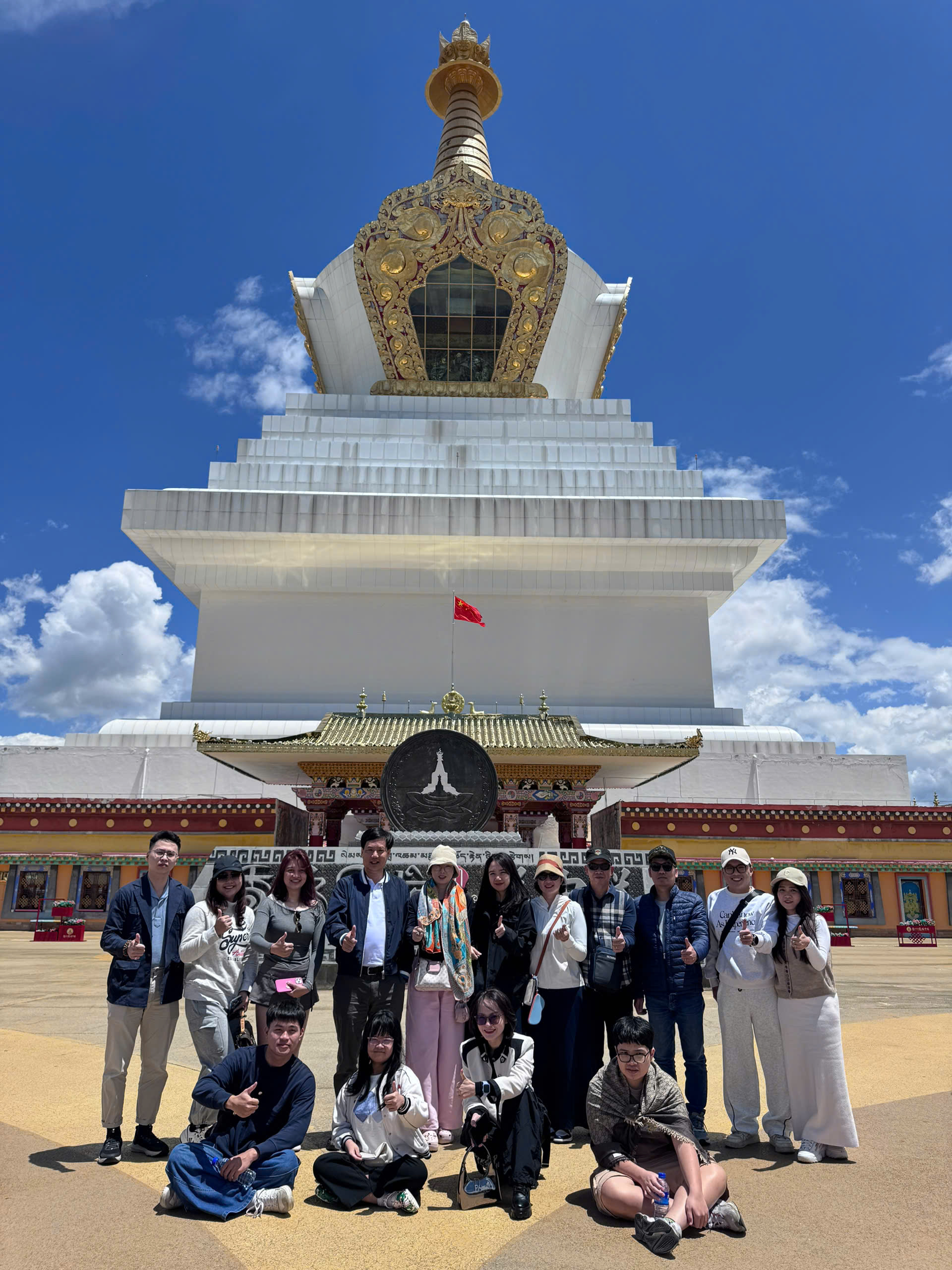 z6853095750550_000c192e4285645ea8766c41be372cea